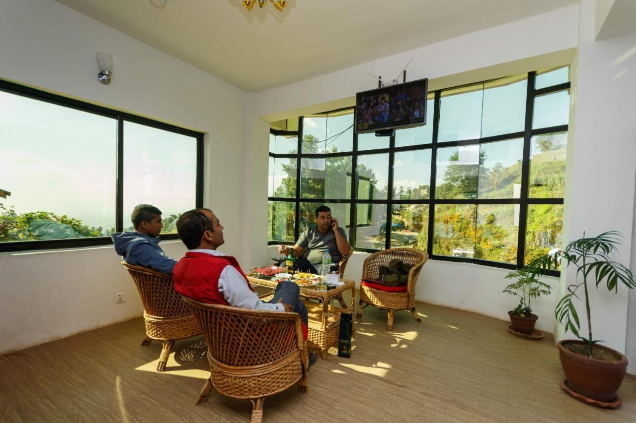 Nayagaun Village Resort Нагаркот Экстерьер фото