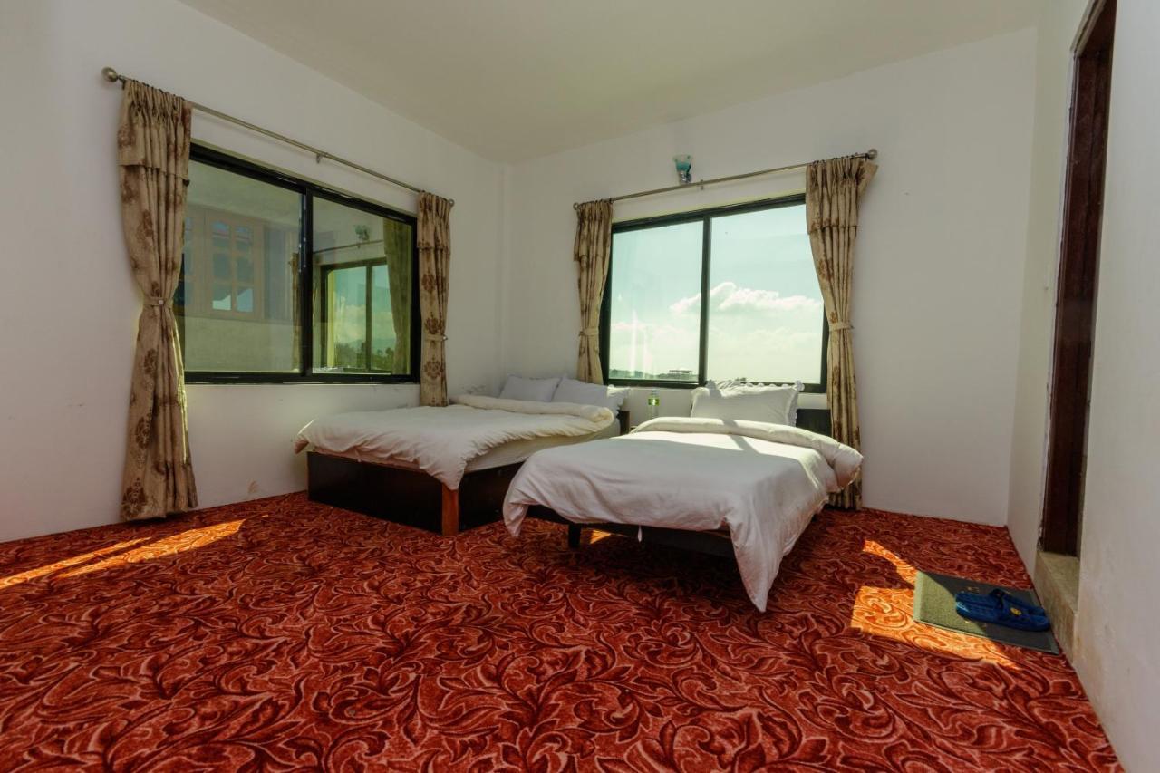 Nayagaun Village Resort Нагаркот Экстерьер фото